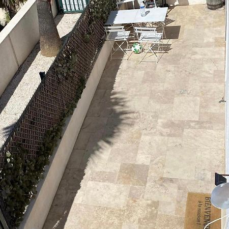 Appartement Neuf, 2 Chambres, Terrasse Plein Sud A 圣马克西姆 外观 照片